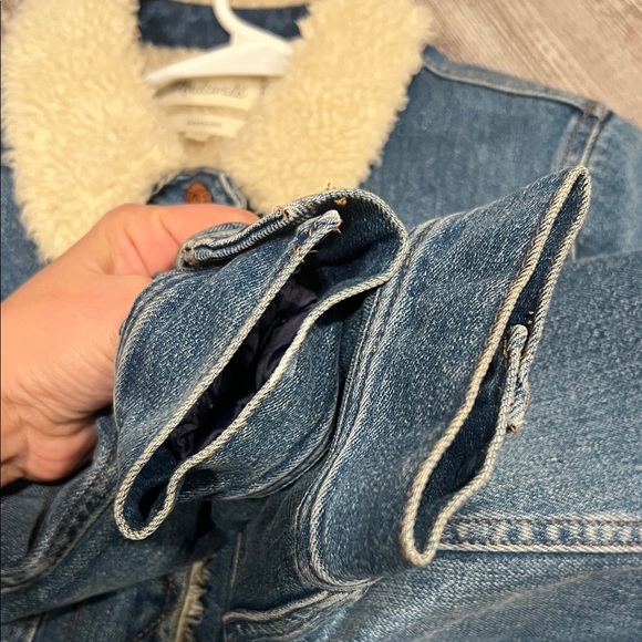Madewell Blue Denim Jacket with Cream Sherpa Collar - Picture 4 of 5